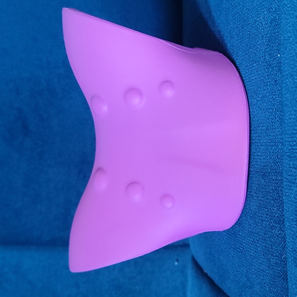 Restcloud neck and shoulder relaxer